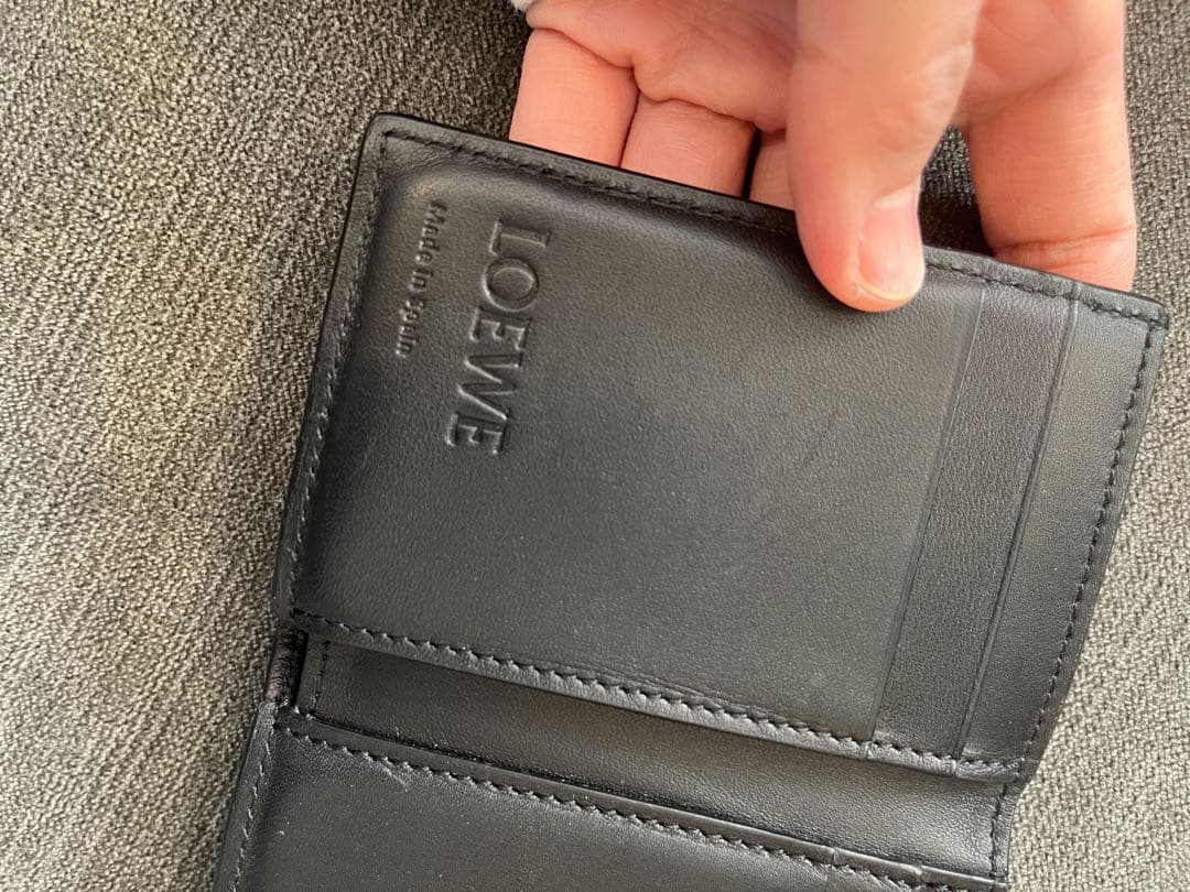 ロエベ　三つ折り財布
