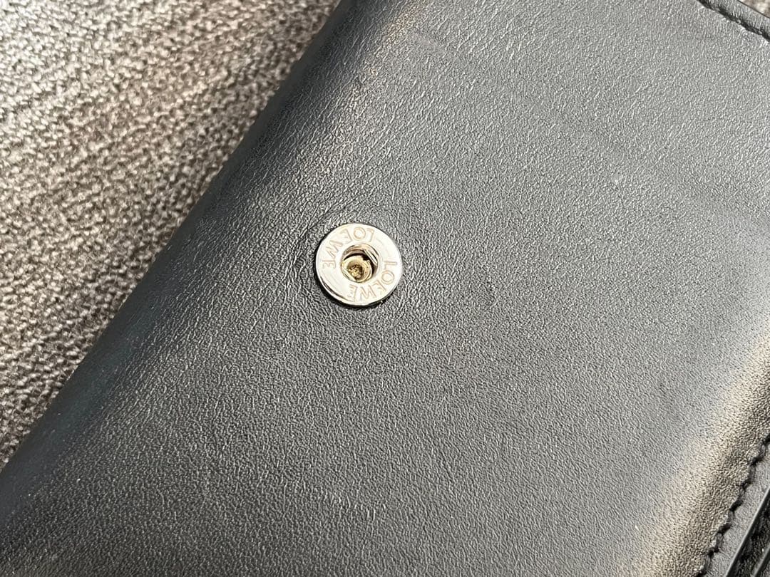 ロエベ　三つ折り財布