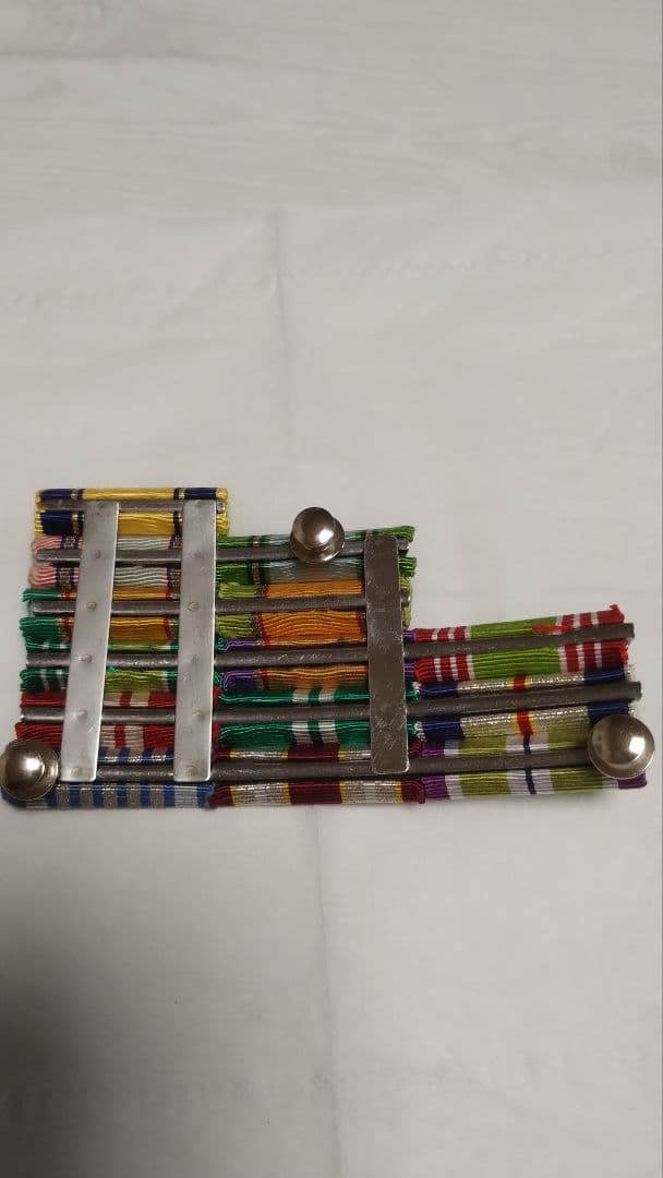 防衛記念章台座付き 5段15個