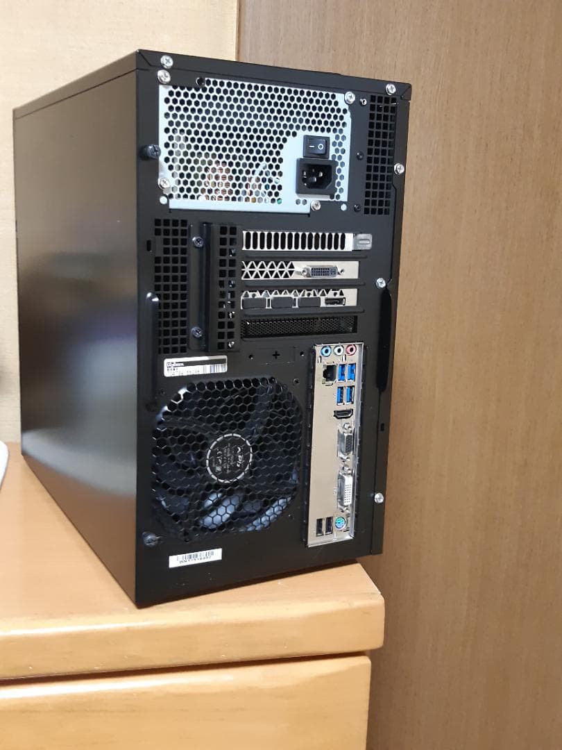 自作PC　RYZEN5 2600X・8GB・128GB・GTX950・WIN11
