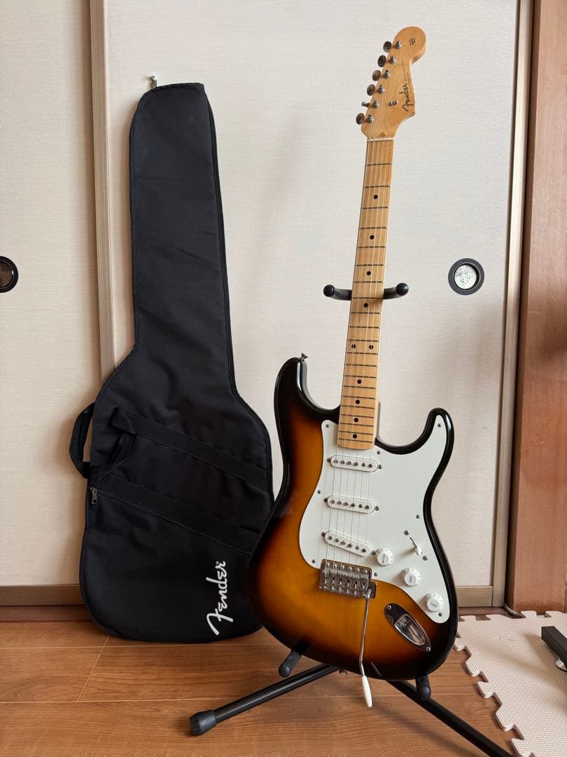 ギター FENDER Traditional 50s / Lekata mini amp