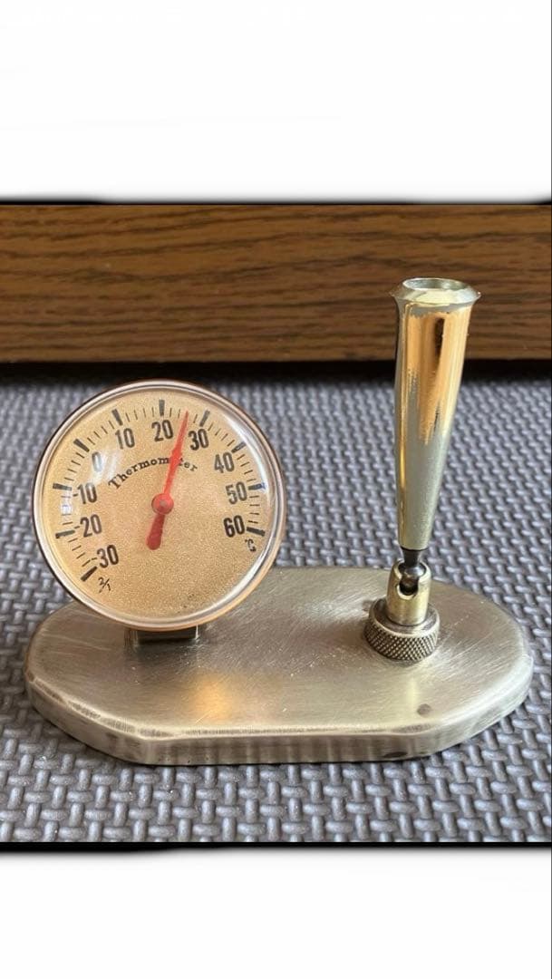 最終値下げ！！！★ペン立て真鍮製？未使用です汚れあり郵便局からの発送