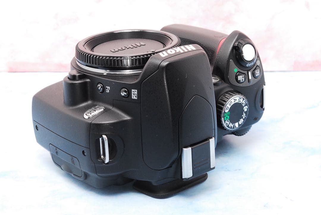 ☆Nikon D60☆Wレンズ☆小型＆軽量☆一眼レフカメラ☆初心者向けセット