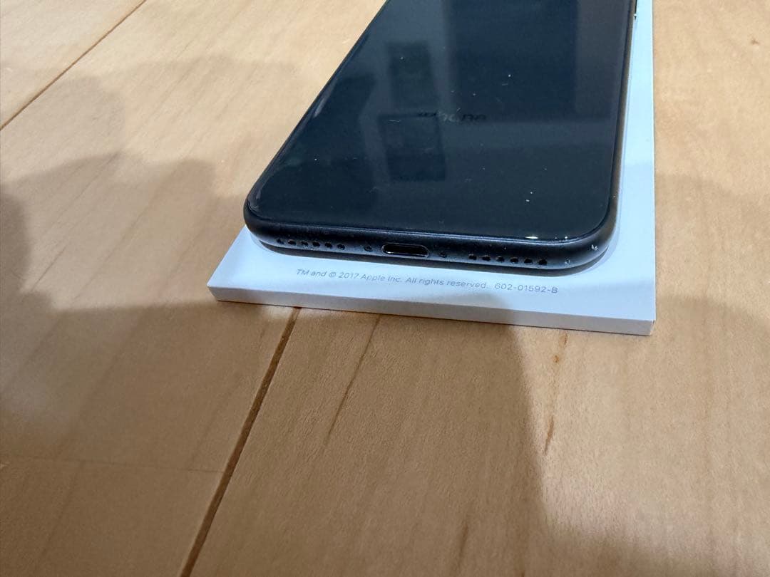 iPhone8 スペースグレイ 64GB バッテリー残量81％