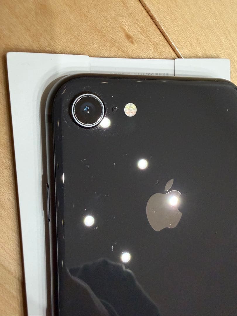 iPhone8 スペースグレイ 64GB バッテリー残量81％