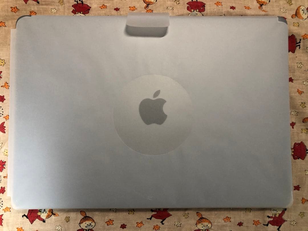 超美品　MacBook Pro 13インチ　M2 8GB 512SSD