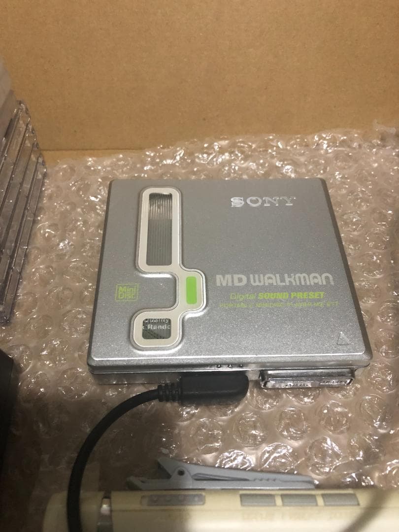 SONY MZ-E77　WALKMAN ポータブルMDプレーヤー　動作良好♬