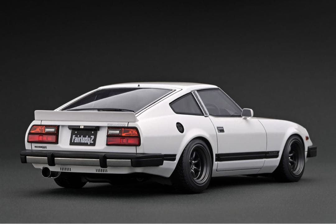 ミニカー IG3524 1/18 Nissan Fairlady Z (S130)