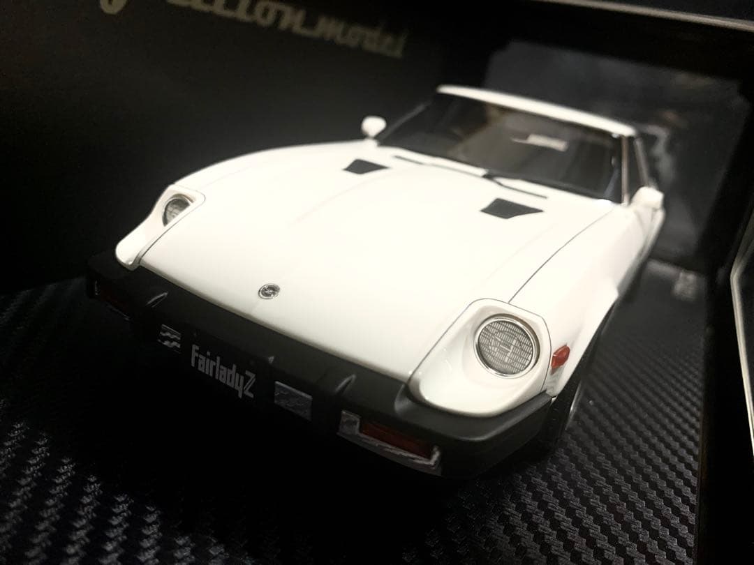ミニカー IG3524 1/18 Nissan Fairlady Z (S130)