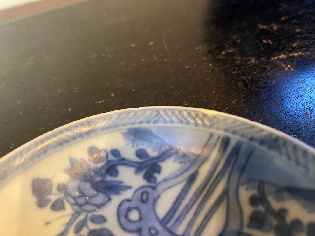 アンティーク・景徳鎮窯・染付花蝶文・豆小皿•鑑賞スタンド付・２点セット