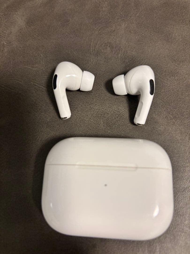 AirPods Pro 第1世代 本体 充電ケース付き、おまけ付き