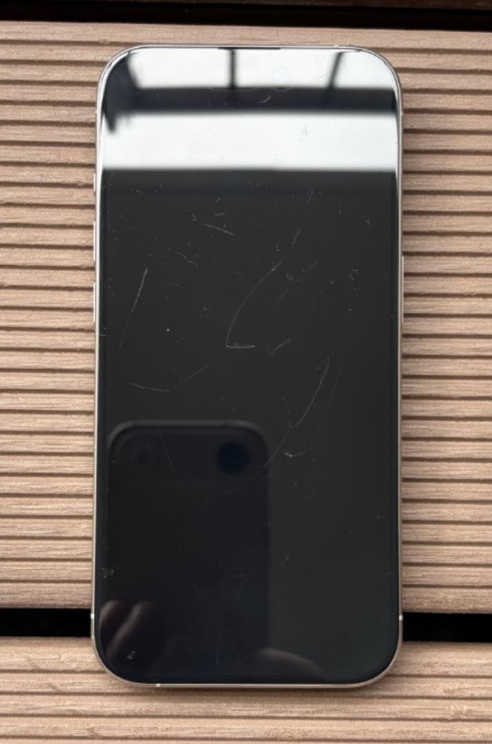 Apple iPhone 15 Pro 256GB 本体 USA版