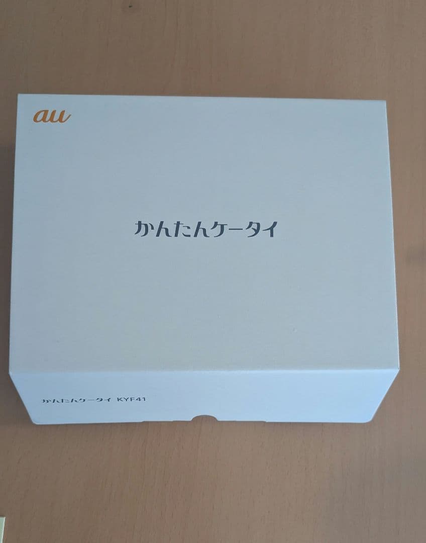【美品】au かんたんケータイ KYF41本体 卓上ホルダ 電源コード