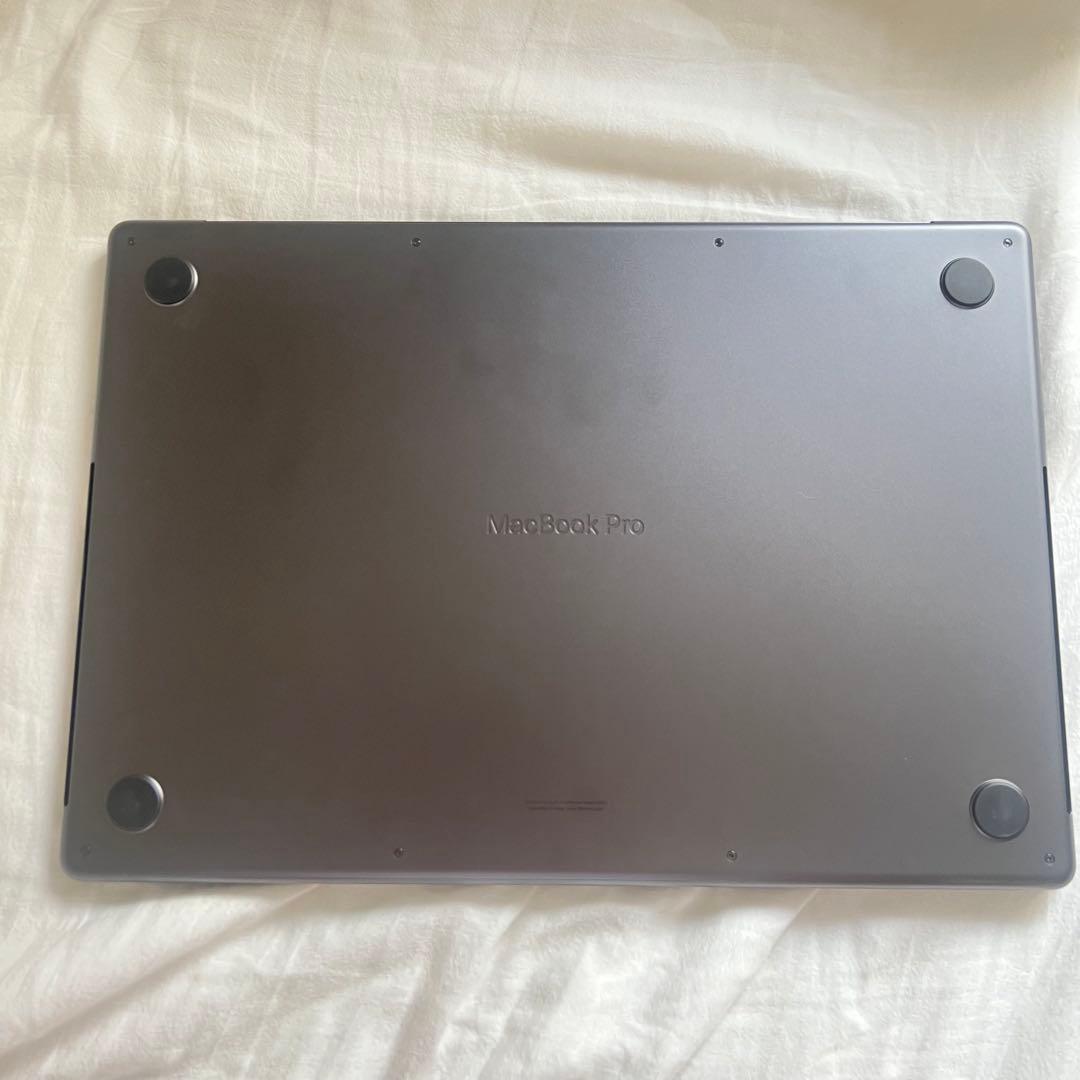 極美品 MacBook M3Pro 36GB 本体 1TB 16インチ 私物