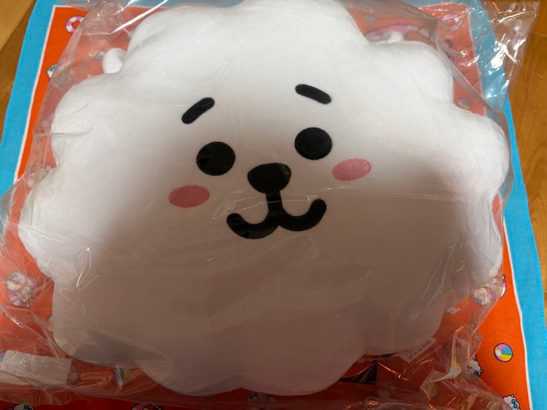 BT21 RJハロウィンスタンディングドール＆クッション セット