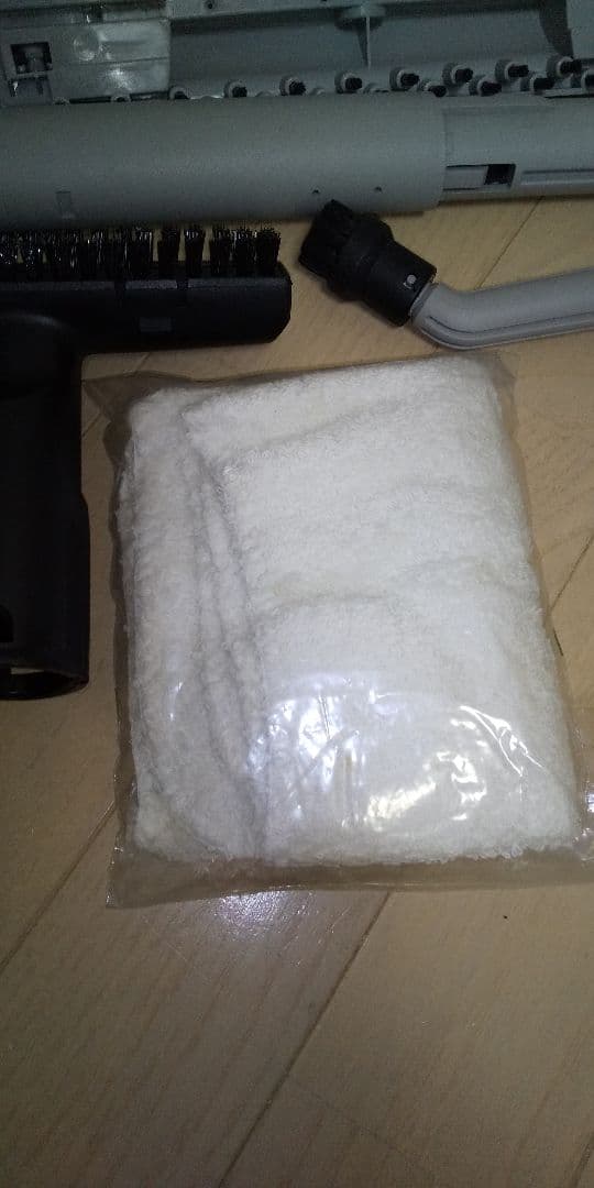 珍しいモデル、お掃除やしつこい油汚れ落とし等にどうぞケルヒャースチームクリーナー