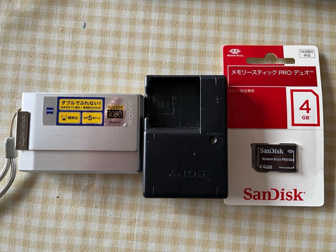 SONY DSC-T100 コンパクトデジタルカメラ