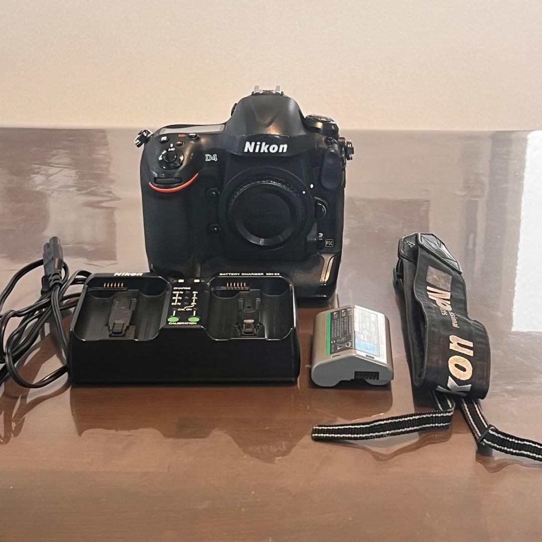 【ほととぎす】Nikon D4 フラッグシップデジタル一眼レフカメラ