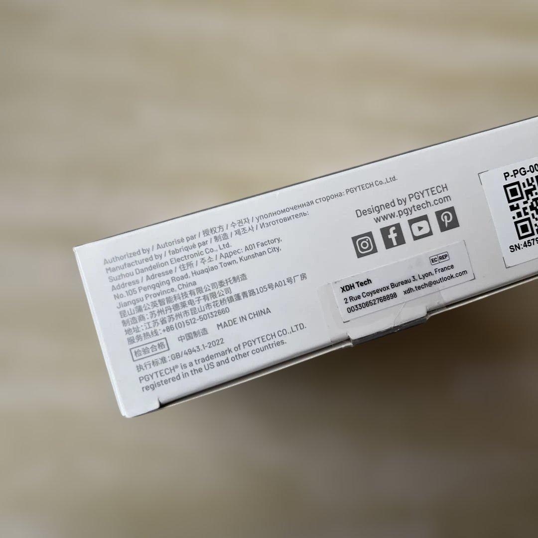 POYTECH マグネット式スマホホルダー