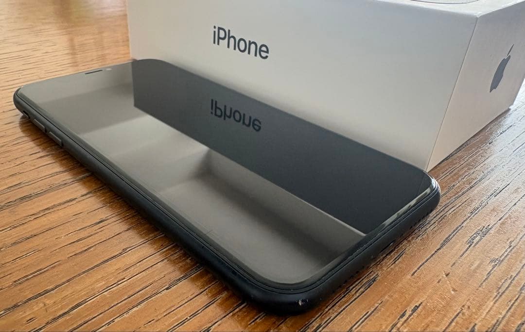 iPhone XR ブラック 本体 64GB SIMフリー