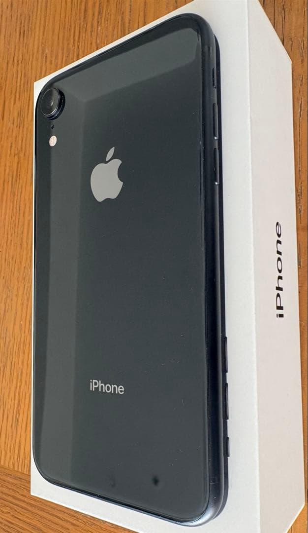 iPhone XR ブラック 本体 64GB SIMフリー