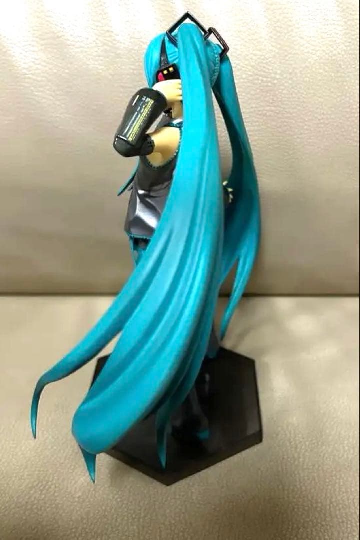 ボーカロイド初音ミクHatsune Miku 1/8スケールフィギュア