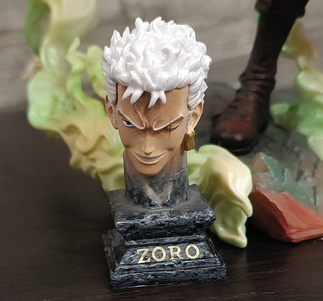 ワンピース　ゾロ　ガレージキット　アクションフィギュア