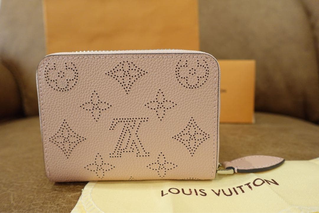 ルイヴィトン ノベルティ ケース