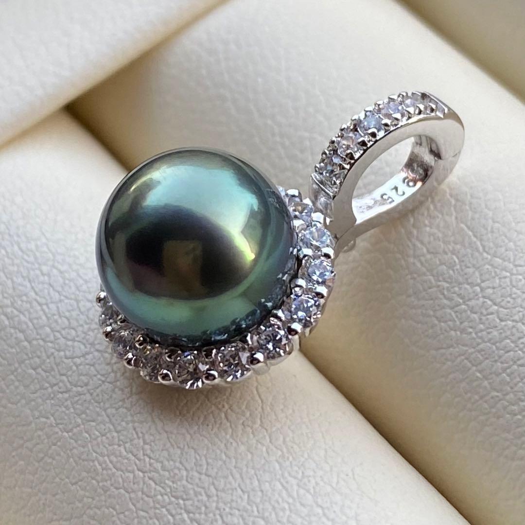 本真珠　南洋黒蝶真珠ネックレストップ　9.7mmピーコックグリーンPT799