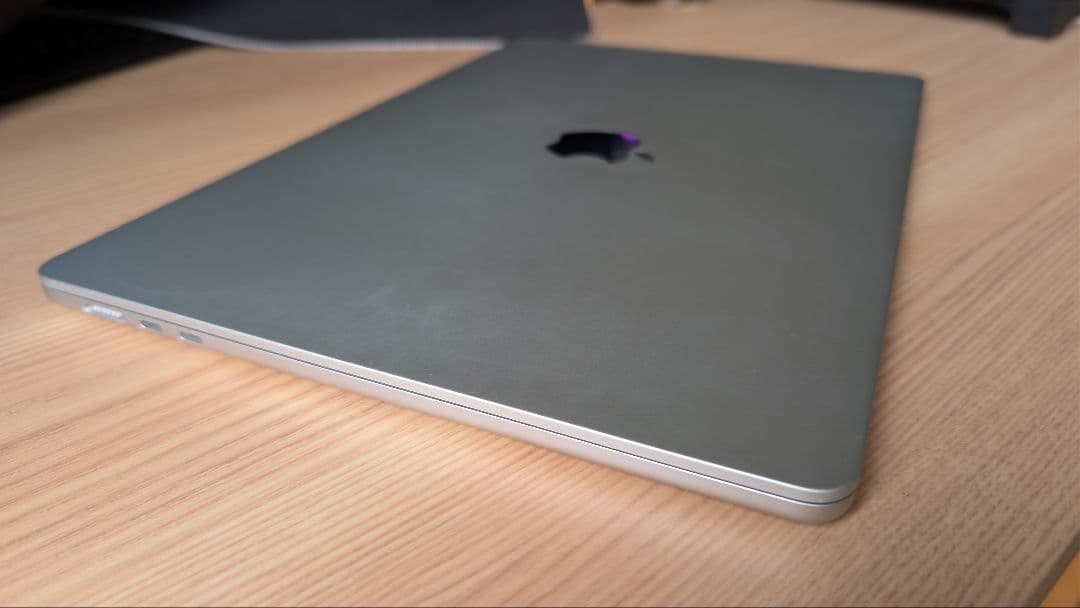 MacBook Air 15インチ M3 (2024) 16GB/512GB