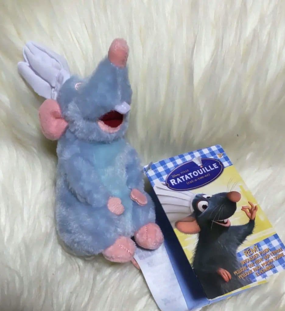 未使用 ディズニー　パリ レミー ぬいぐるみ 肩のせ タグ付き