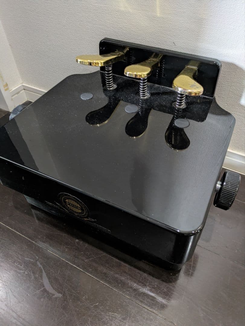 ピアノペダル 3つのペダル付き 黒