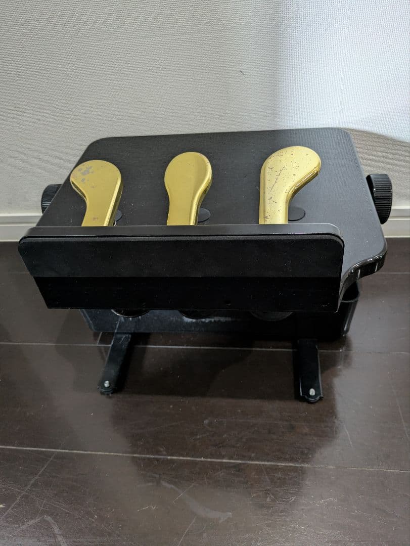 ピアノペダル 3つのペダル付き 黒