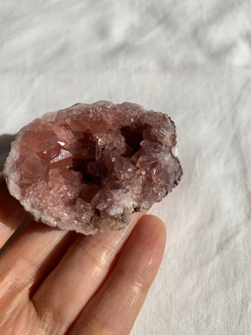 【天然石】高品質 ピンクアメジスト 原石 ジオード (アルゼンチン産)