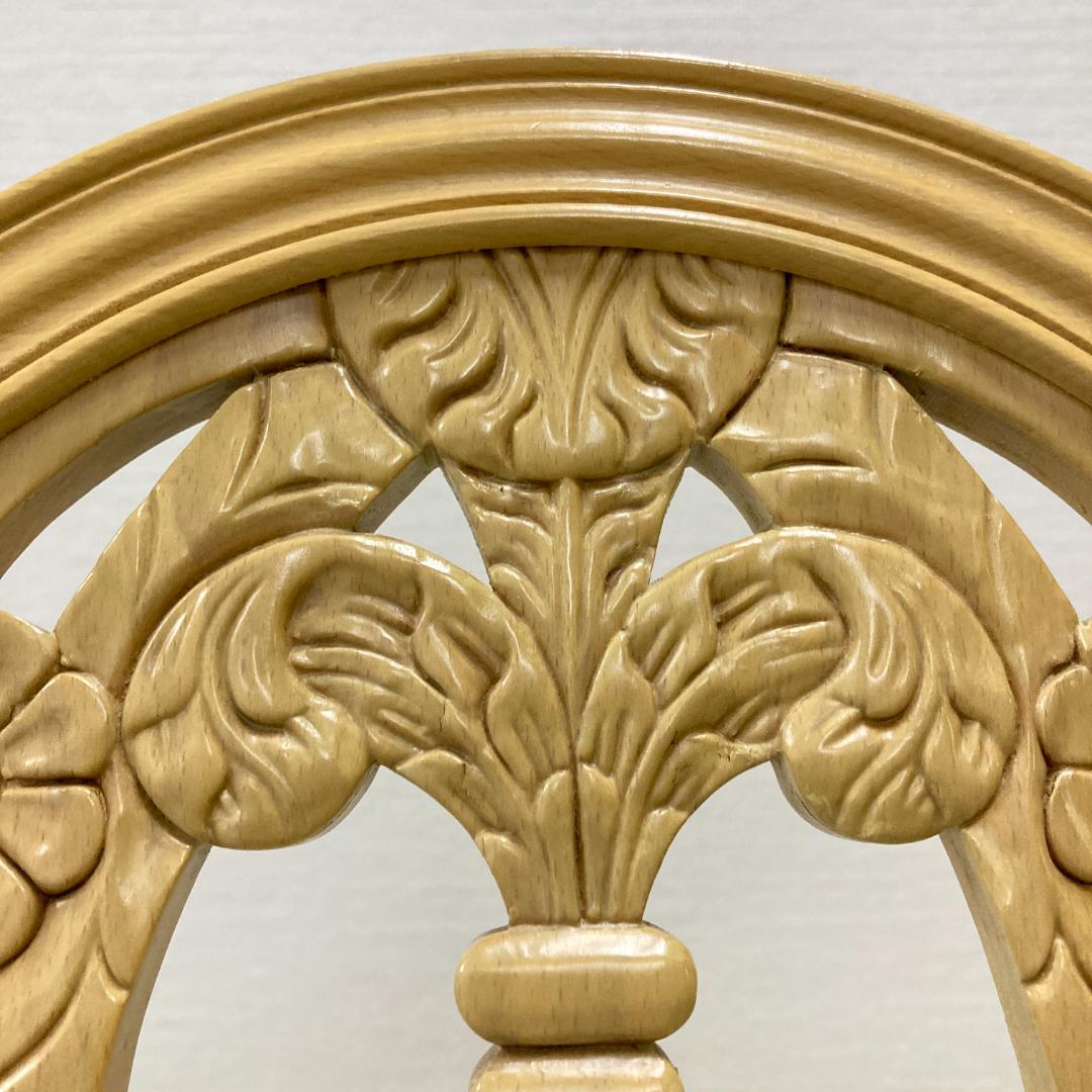 アンティーク　クラシックスタイル　チェア　椅子　彫刻　オリバー