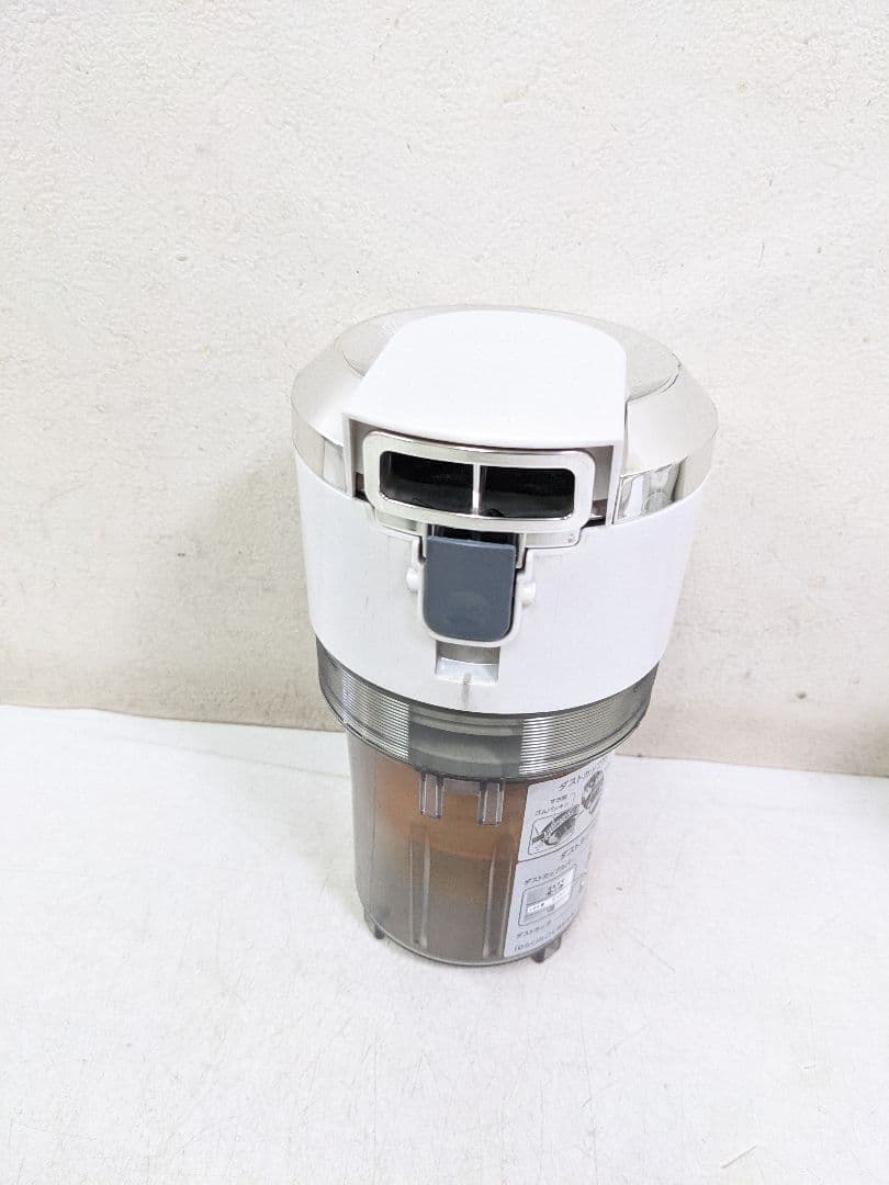東芝 VC-S610X-W 2022年製 サイクロン式掃除機 ヘッド無し
