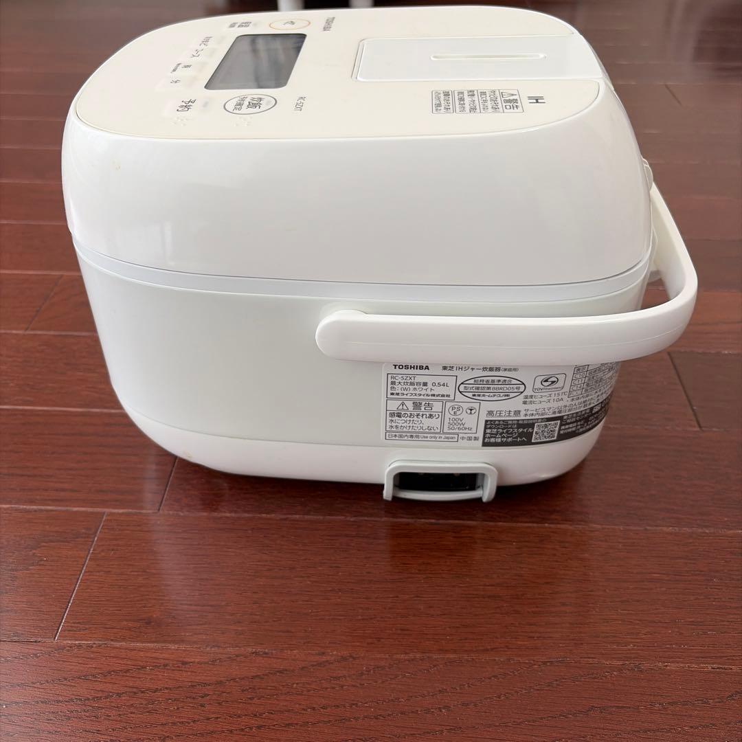 TOSHIBA IHジャー炊飯器 ３合炊き　RC-5ZXT 2024年製