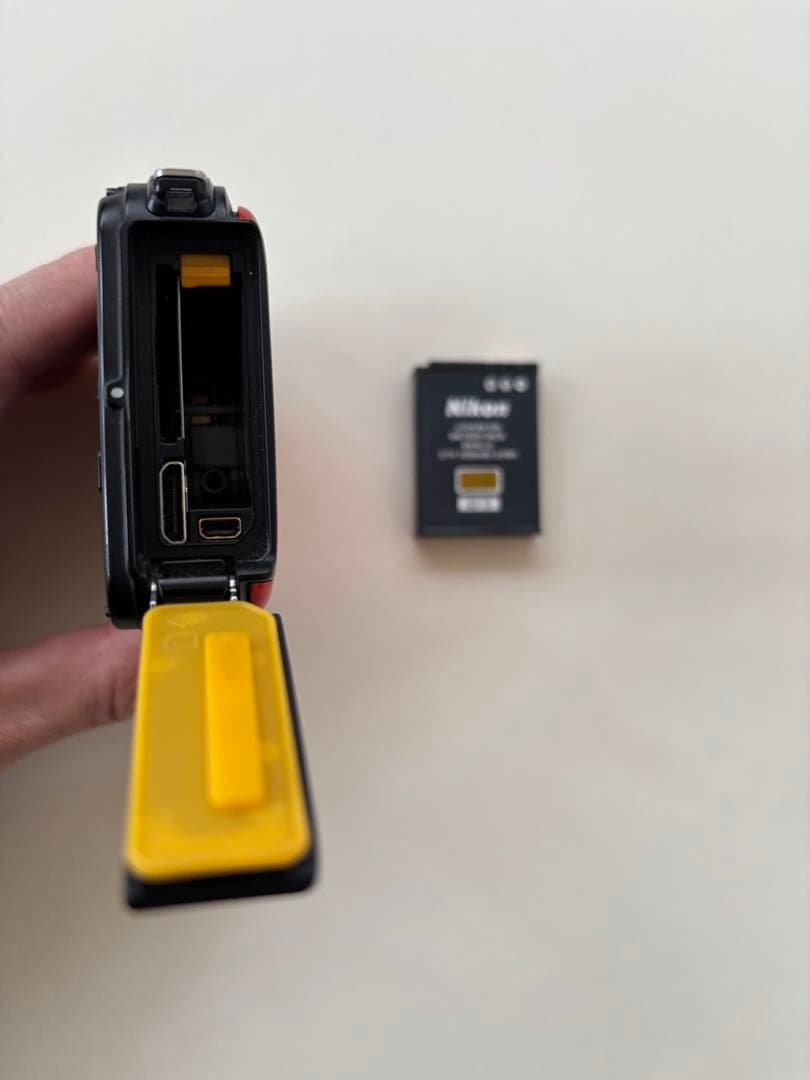 【廃盤希少！美品！動作確認済】Nikon COOLPIX AW100 オレンジ