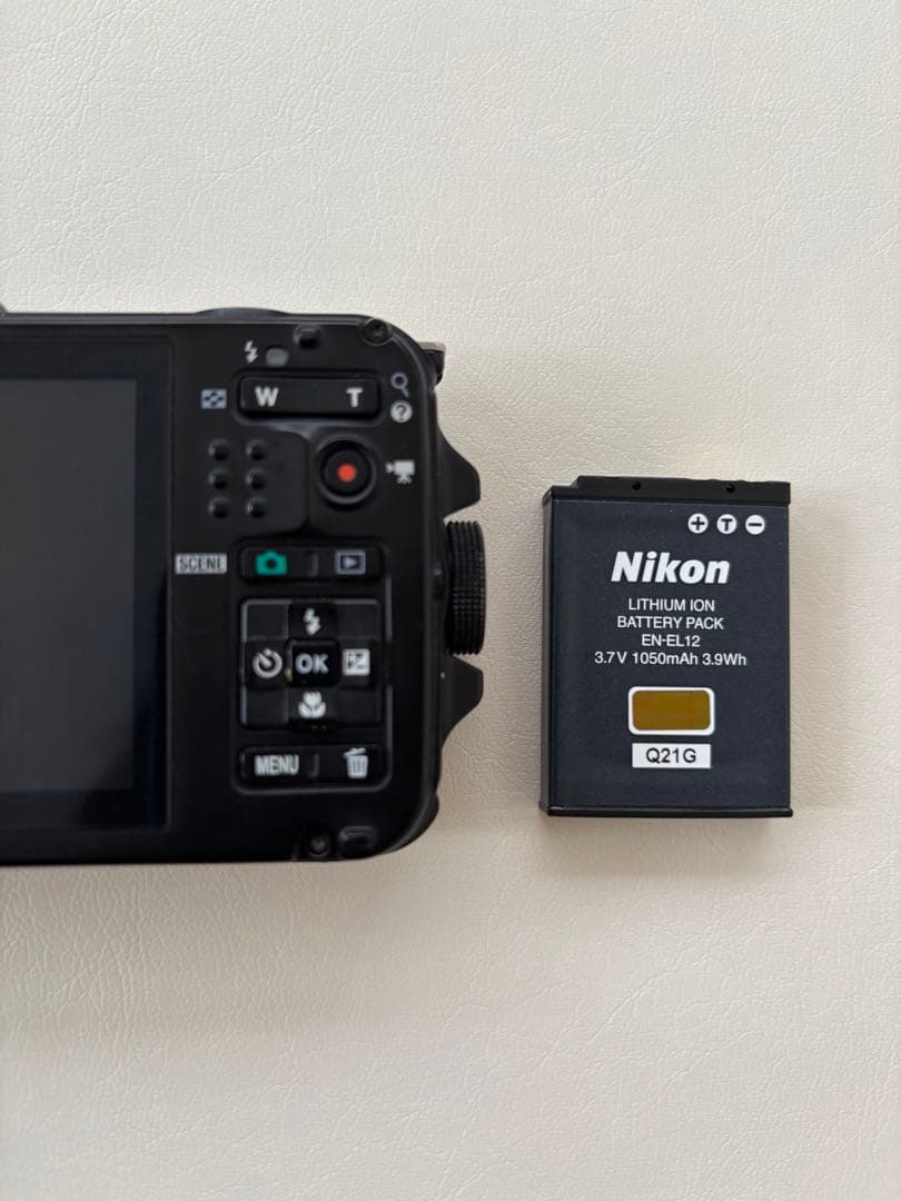 【廃盤希少！美品！動作確認済】Nikon COOLPIX AW100 オレンジ
