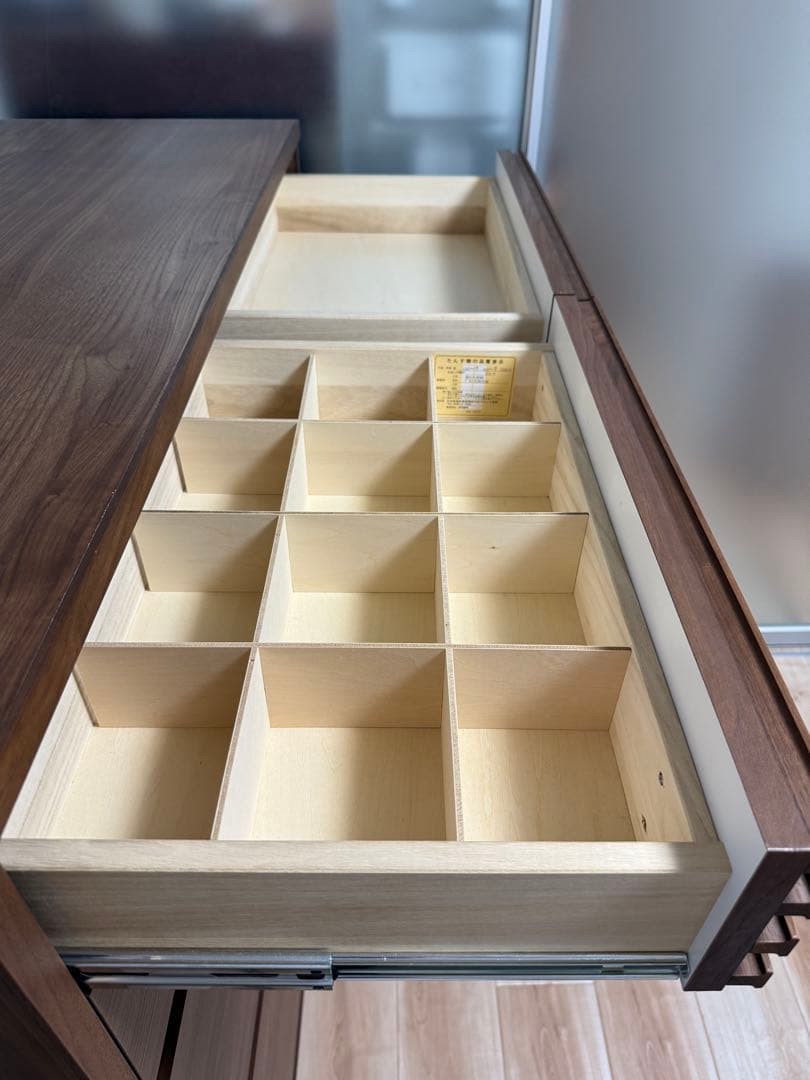 ウォールナット 6段チェスト