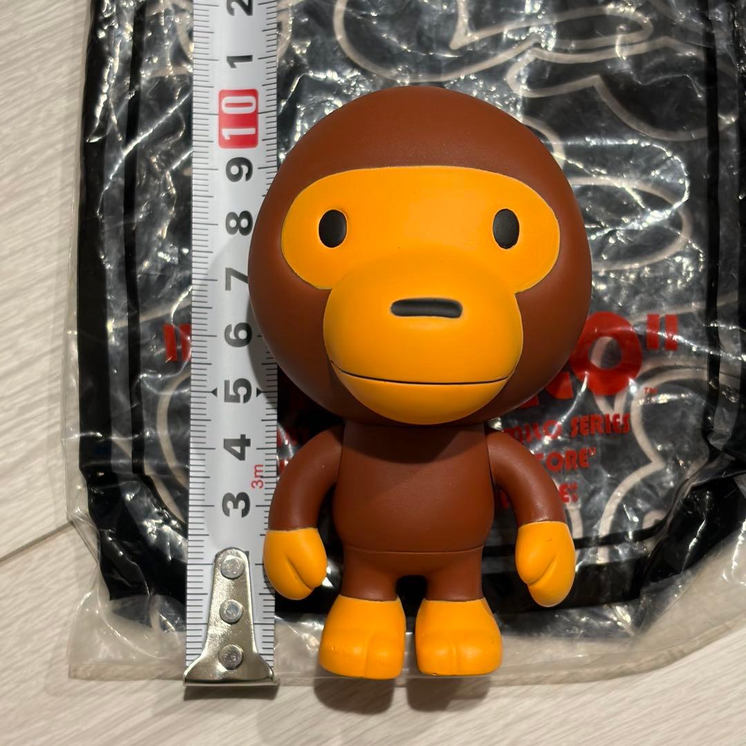 a bathing ape BABY MILO ベビーマイロフィギュアセット