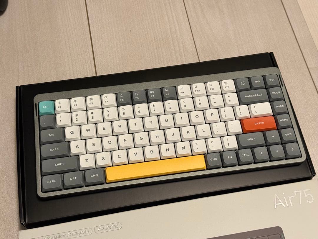 キーボード nuphy Air75 V2 Gateron Moss