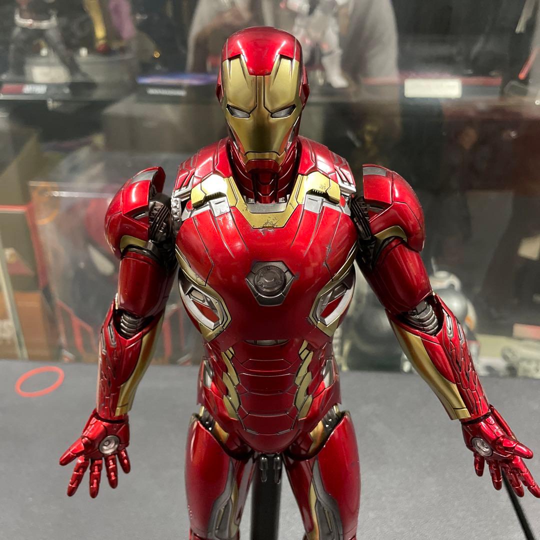 ホットトイズ アイアンマン　マーク45