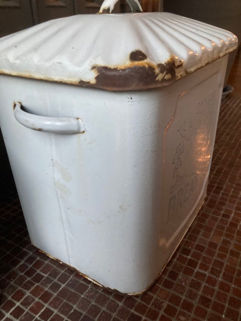 琺瑯ブレッドボックス　★アンティーク