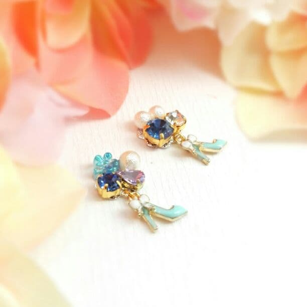 売れました　シンデレライメージ　ビジューイヤリング