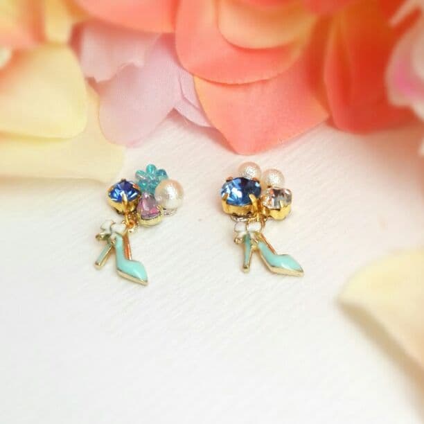 売れました　シンデレライメージ　ビジューイヤリング