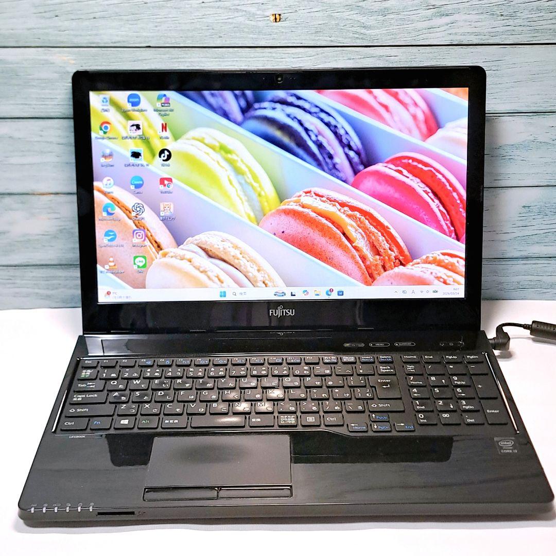 b12 設定済 富士通ノートパソコン i3/500GB Windows11
