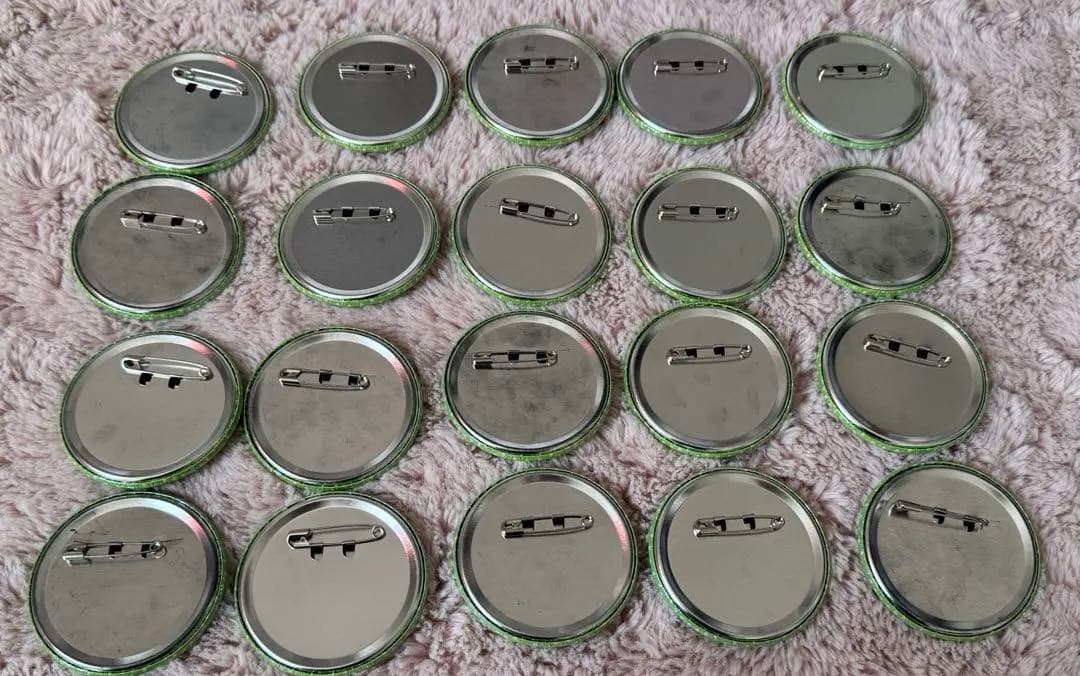 SERVAMP 綿貫桜哉 缶バッジ