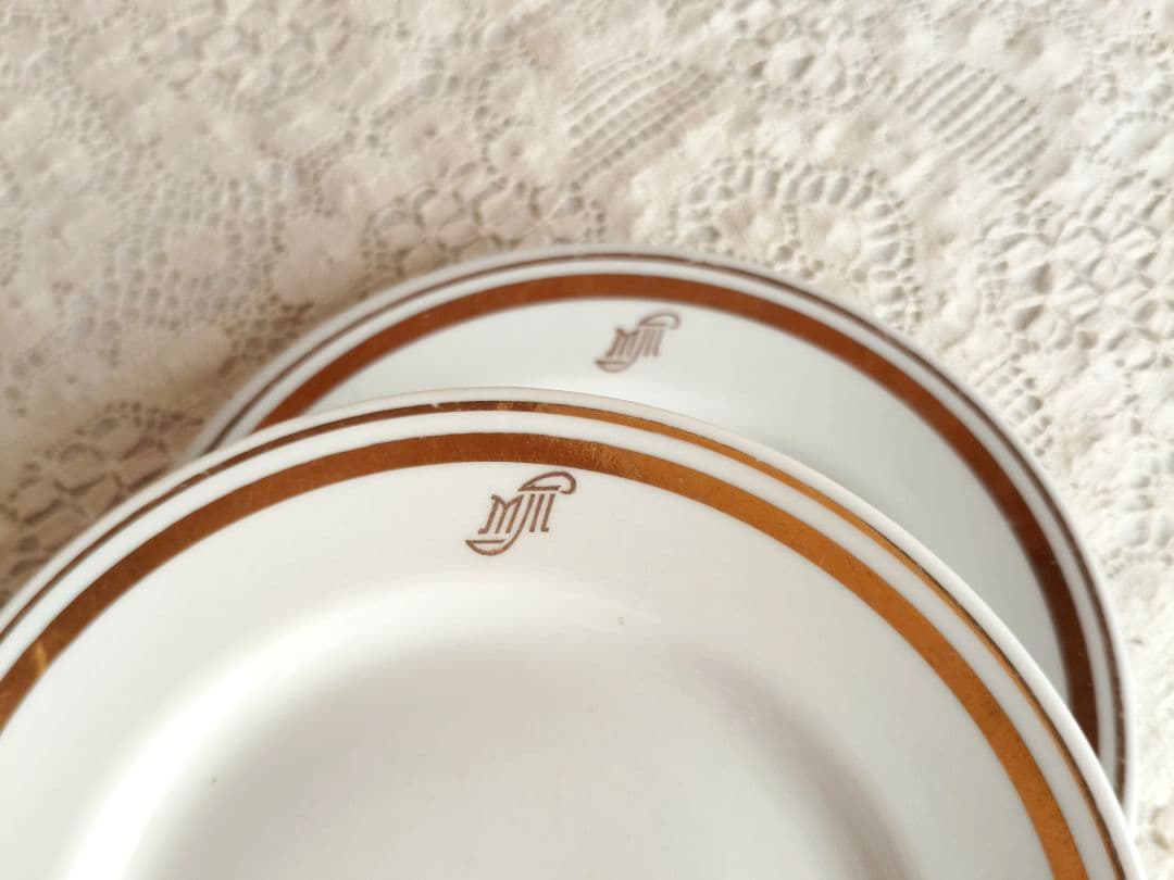 * old vintage ❀ 金色ラインの ケーキプレートSET