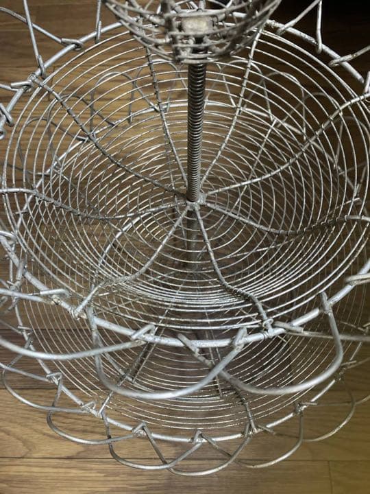 【20%OFF】新春セール♪フランス☆ワイヤーラック3段ラウンド型収納＊歪みあり